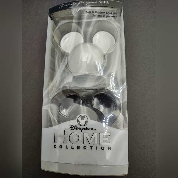 Disney Home Collection Mickey Salt & Pepper Shakers NWT - Picture 2 of 8